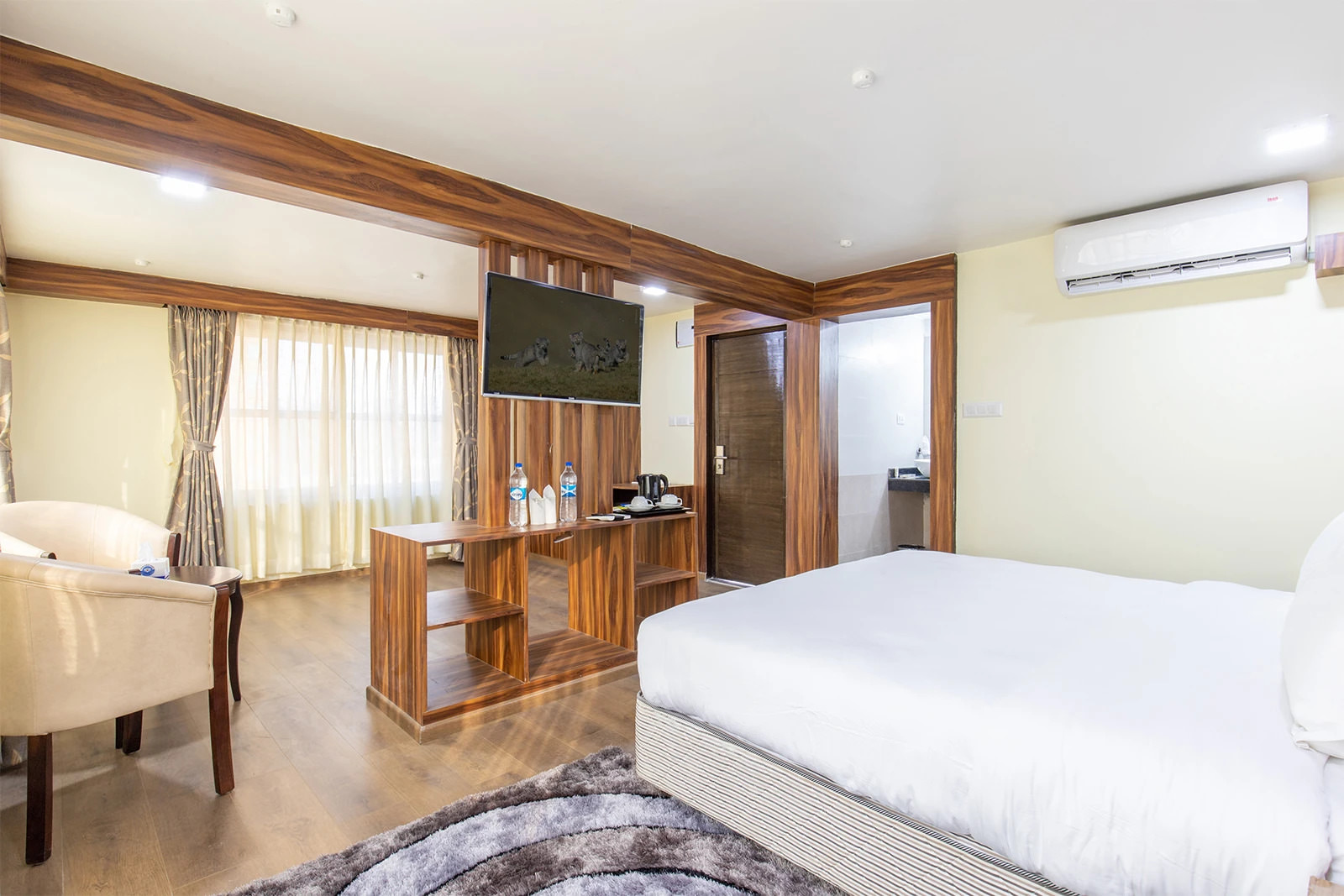 Executive Suite